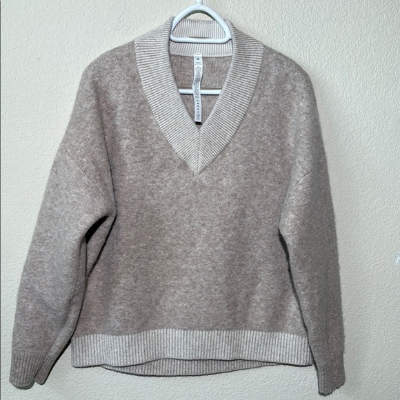 Lululemon Alpaca Wool-Blend V-Neck Sweater - Picture 4 of 10